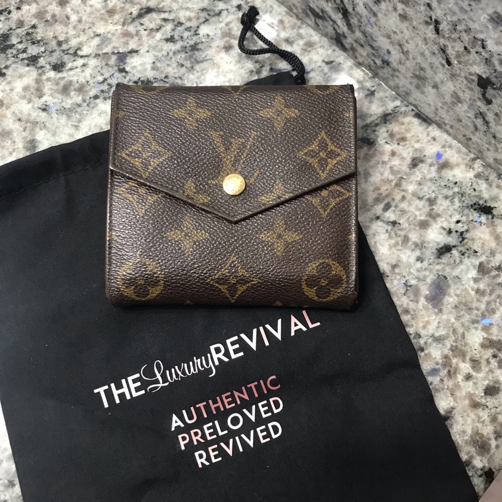 Authentic Louis Vuitton Monogram Elise wallet